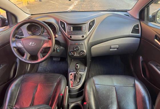 HYUNDAI HB20S 1.6 COMFORT STYLE 16V FLEX 4P AUTOMÁTICO HYUNDAI HB20S 1.6 COMFORT STYLE 16V FLEX 4P AUTOMÁTICO
